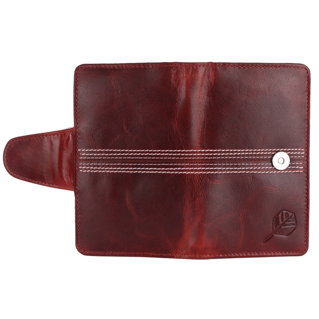 CRICKET-GIFTS The Ultimate Buffalo Leather Darts Wallet - Red with white stitching