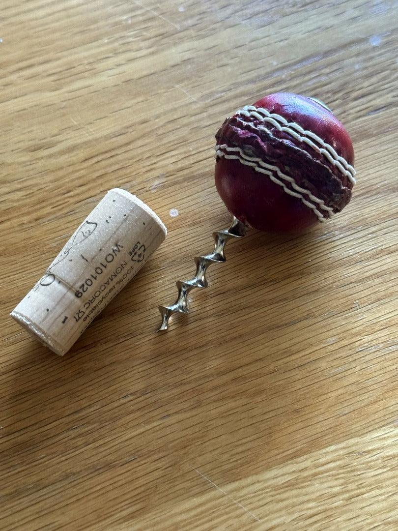 CRICKET-GIFTS - Mini Cricket Ball Wine Opener | Hand Made in UK | 4cm Ball & Metal Auger | Easy Wine Cork Removal | Not for Synthetic Corks | Cricket Wine Accessory, Multicoloured