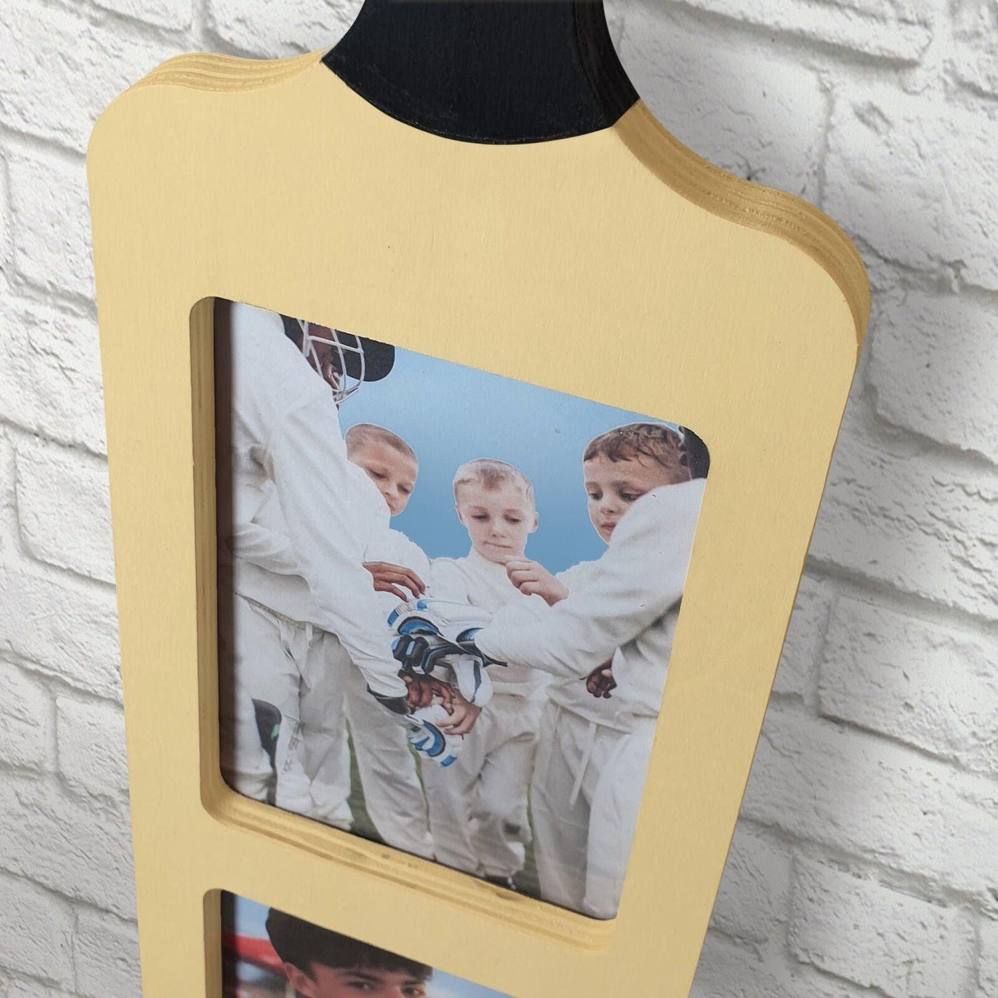 Cricket Bat Photo Frame ? Holds Three 6x4? Photos ? Wall-Mounted or Freestanding Display ? Unique Gift for Cricket Fans & Players ? 82cm x 14cm